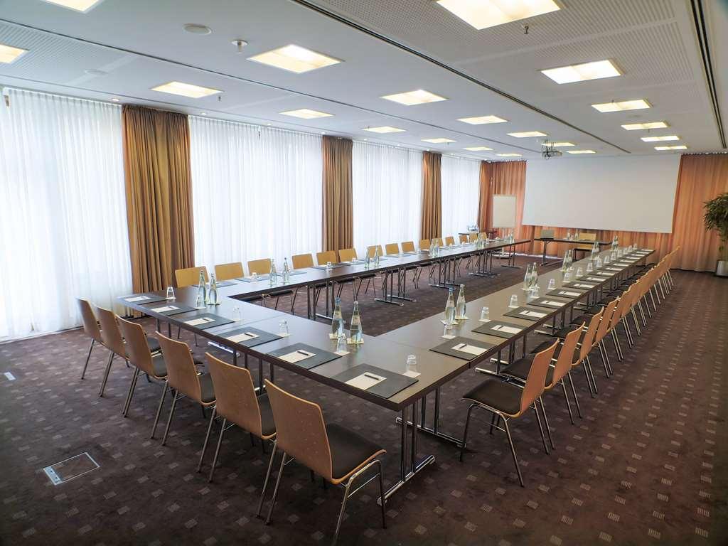 Radisson Blu Hotel 4*